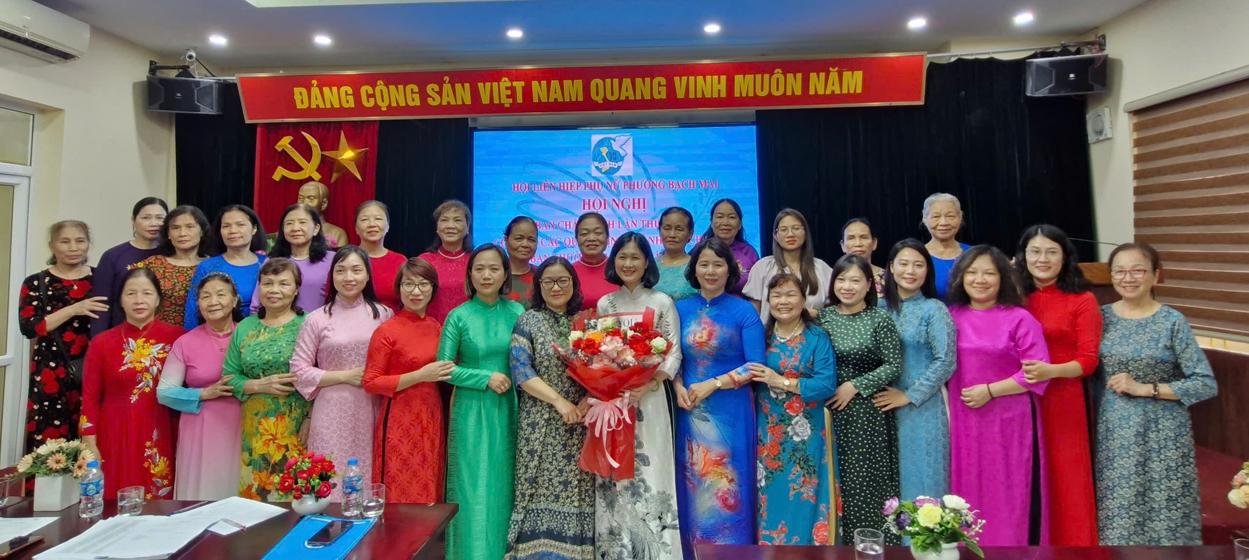 Công bố thành lập Hội LHPN phường Bạch Mai - ảnh 6
