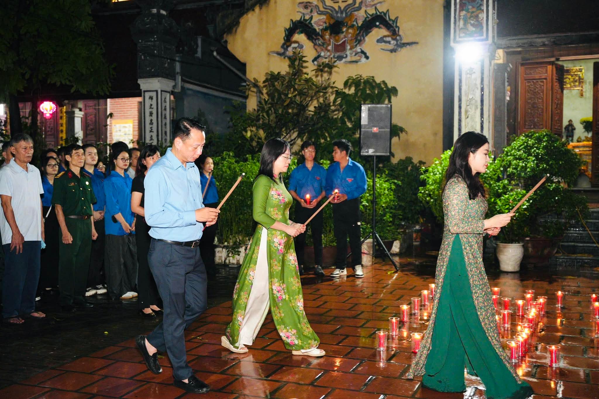 Phường Hai Bà Trưng tổ chức Lễ dâng hương tri ân nhân kỷ niệm ngày Thương binh liệt sĩ - ảnh 5