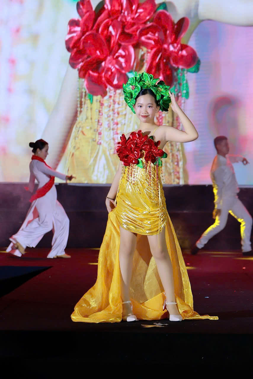 Khúc Minh Tuệ: Kỷ luật để hoàn thiện mình - ảnh 2