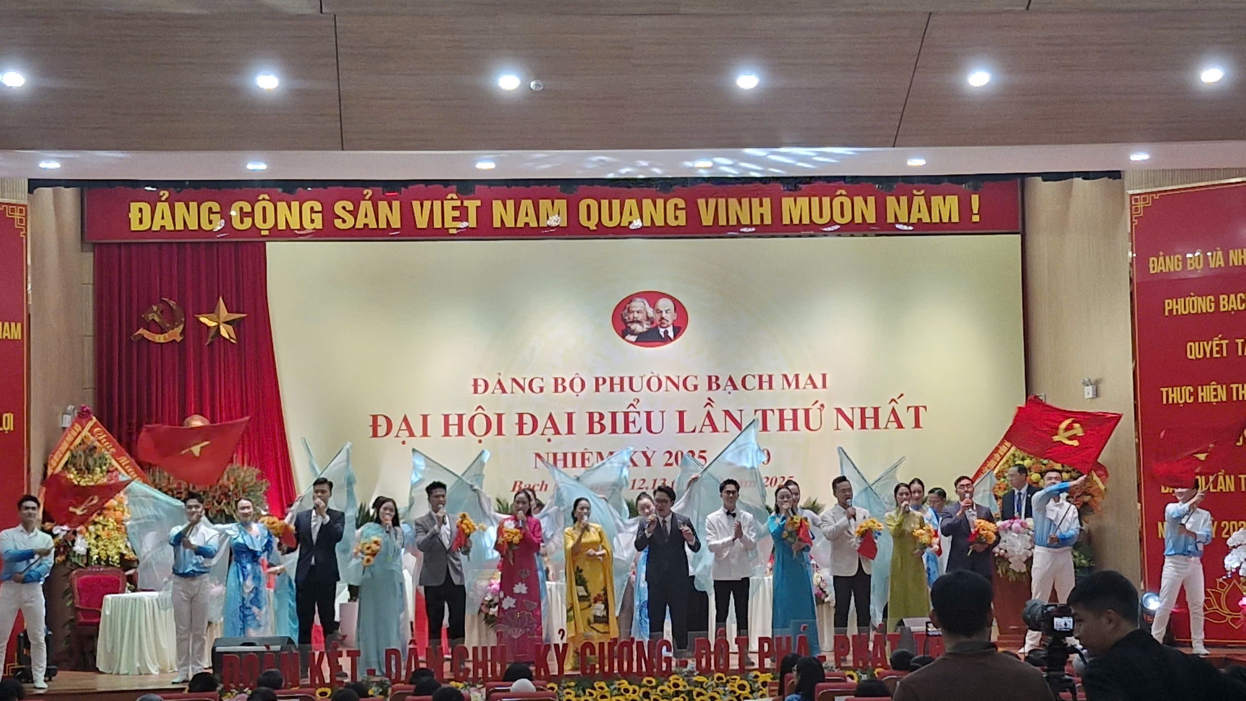Đại hội đại biểu Đảng bộ phường Bạch Mai lần thứ Nhất: Đề ra 5 nhóm nhiệm vụ trọng điểm - ảnh 5