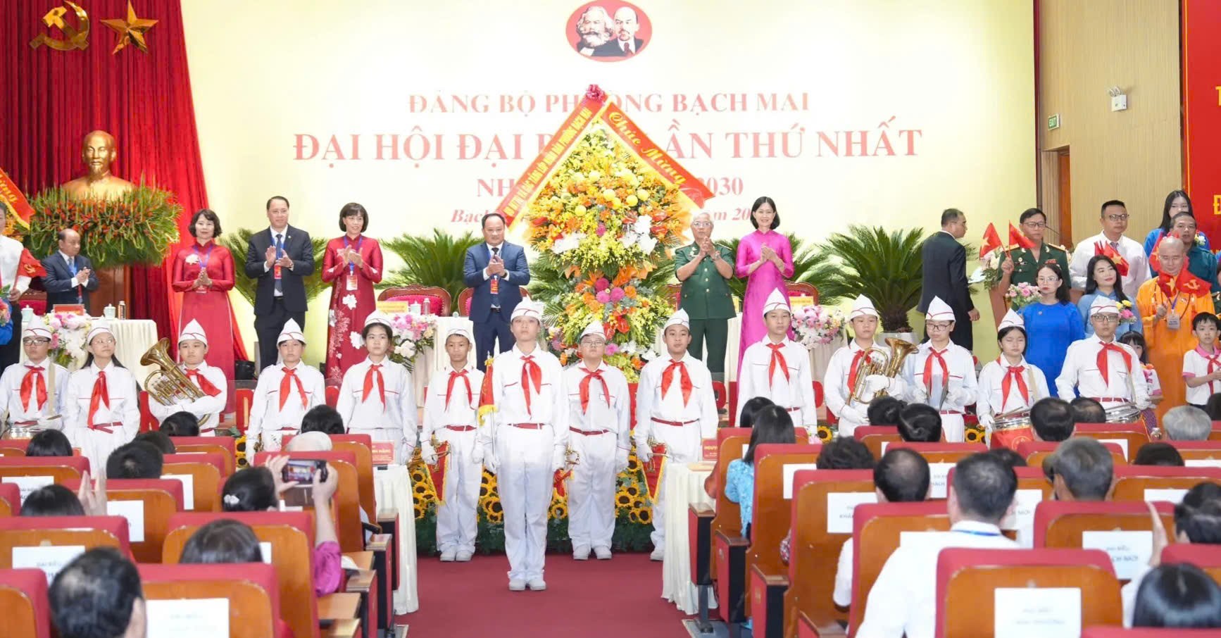Đại hội đại biểu Đảng bộ phường Bạch Mai lần thứ Nhất: Đề ra 5 nhóm nhiệm vụ trọng điểm - ảnh 3