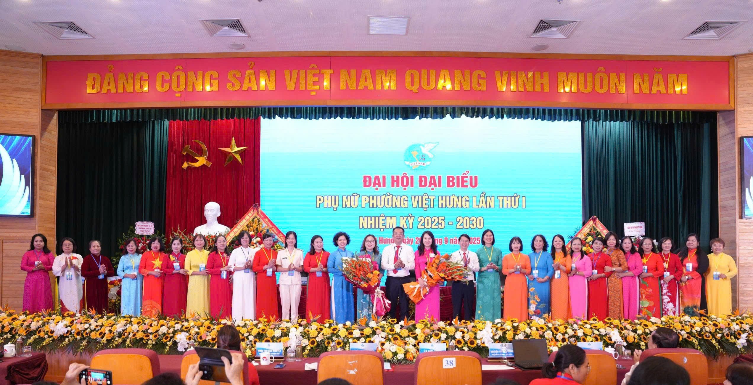Đồng chí Ngô Kim Liên được cử giữ chức Chủ tịch Hội LHPN phường Việt Hưng - ảnh 4