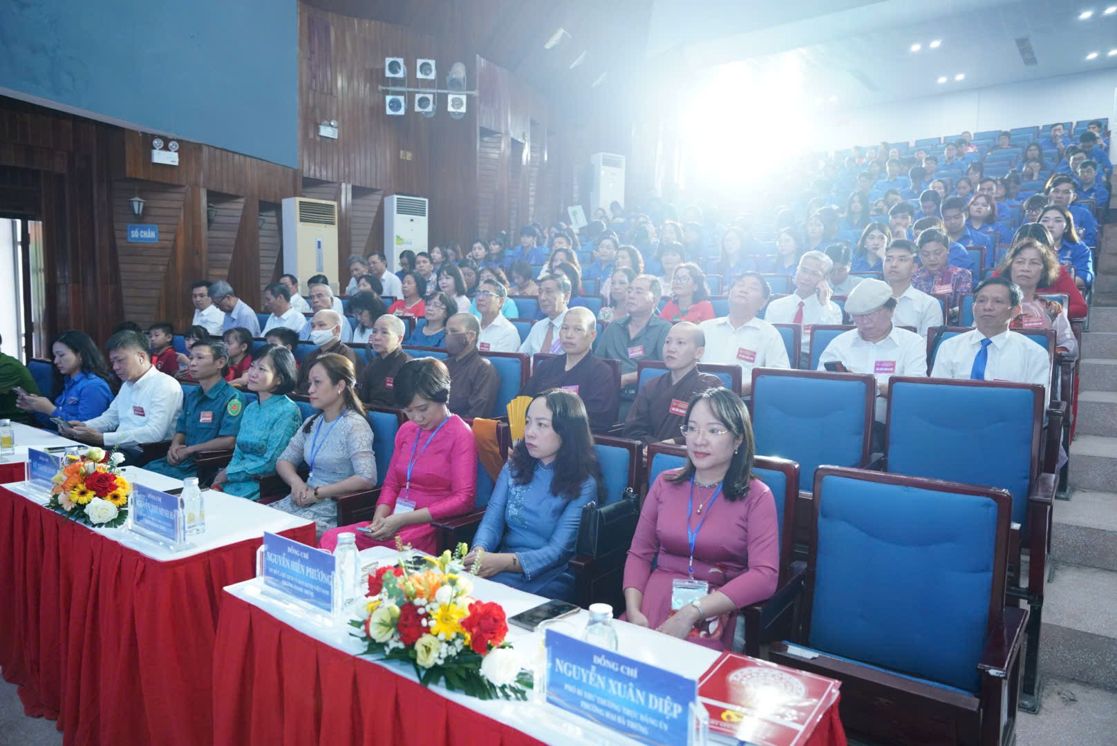 Đồng chí Võ Thị Mai Anh giữ chức Bí thư Đoàn TNCS Hồ Chí Minh phường Hai Bà Trưng khoá I - ảnh 3