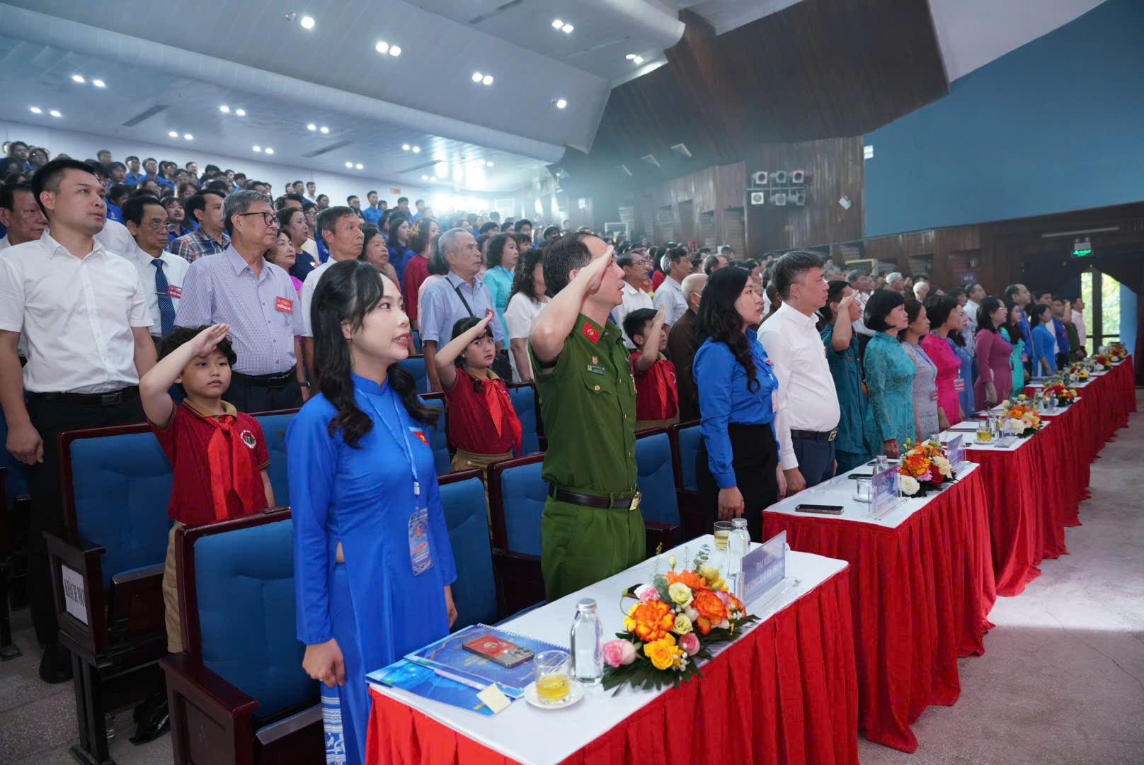 Đồng chí Võ Thị Mai Anh giữ chức Bí thư Đoàn TNCS Hồ Chí Minh phường Hai Bà Trưng khoá I - ảnh 5