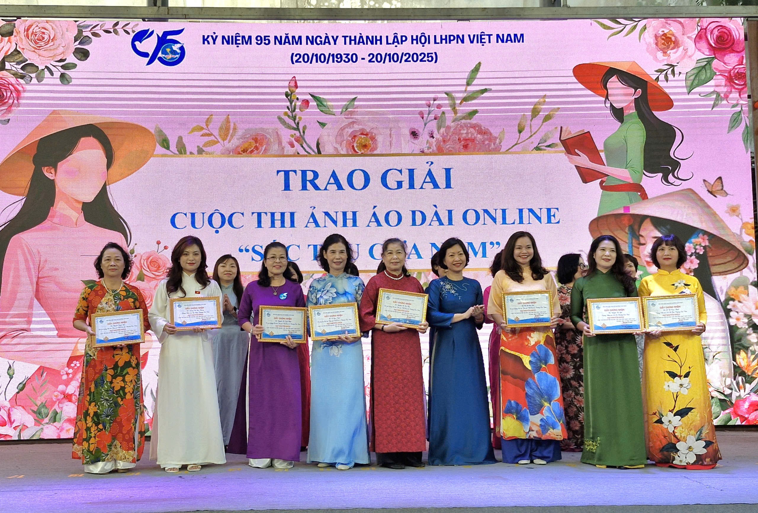 Phụ nữ Cửa Nam - Đẹp truyền thống, sáng tương lai - ảnh 10