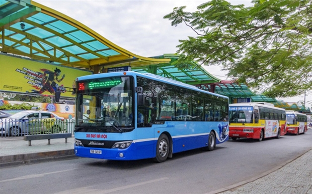 Tăng cường xe buýt phục vụ Hội chợ mùa Thu 2025 - ảnh 1