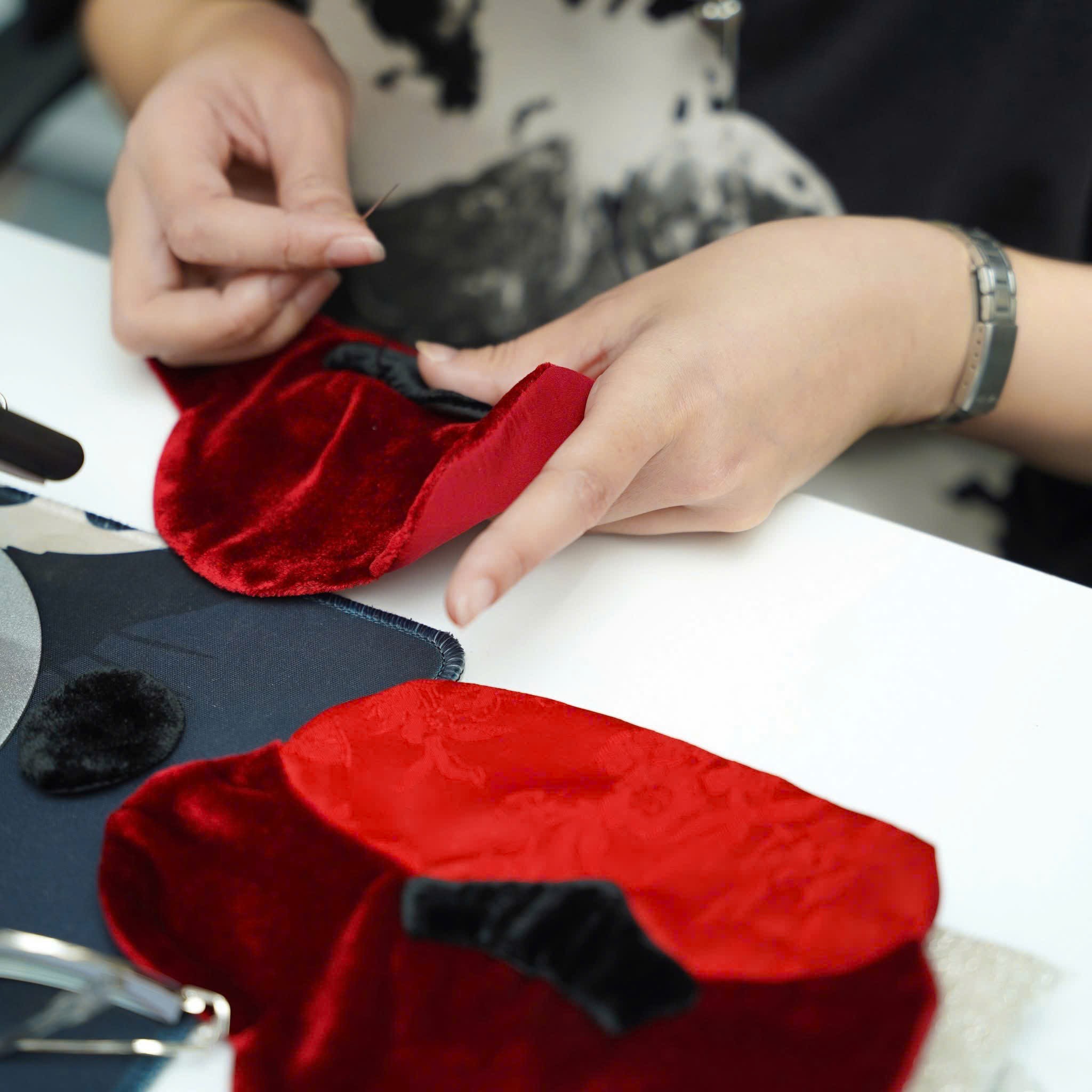 Lan toả nét đẹp áo dài truyền thống trong xu hướng hội nhập - ảnh 6