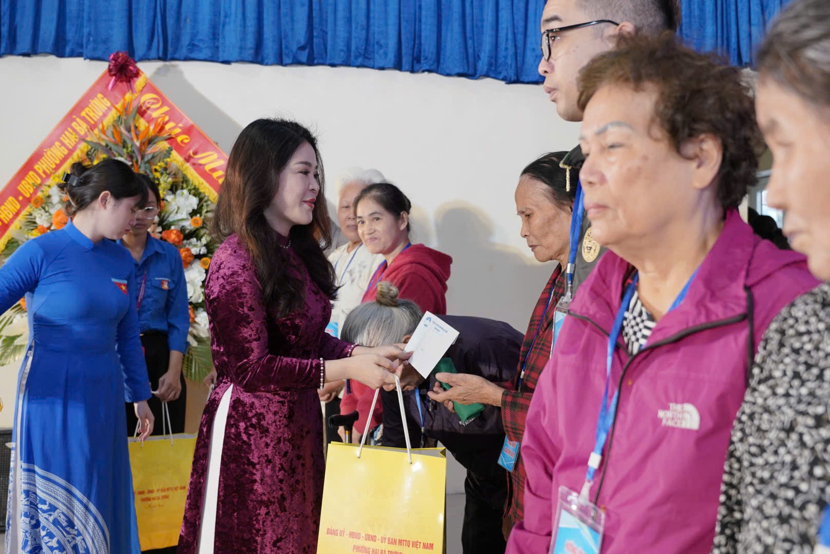 Phường Hai Bà Trưng ủng hộ hơn 1,42 tỷ đồng cho Quỹ “Vì người nghèo” và các hoạt động an sinh xã hội - ảnh 6