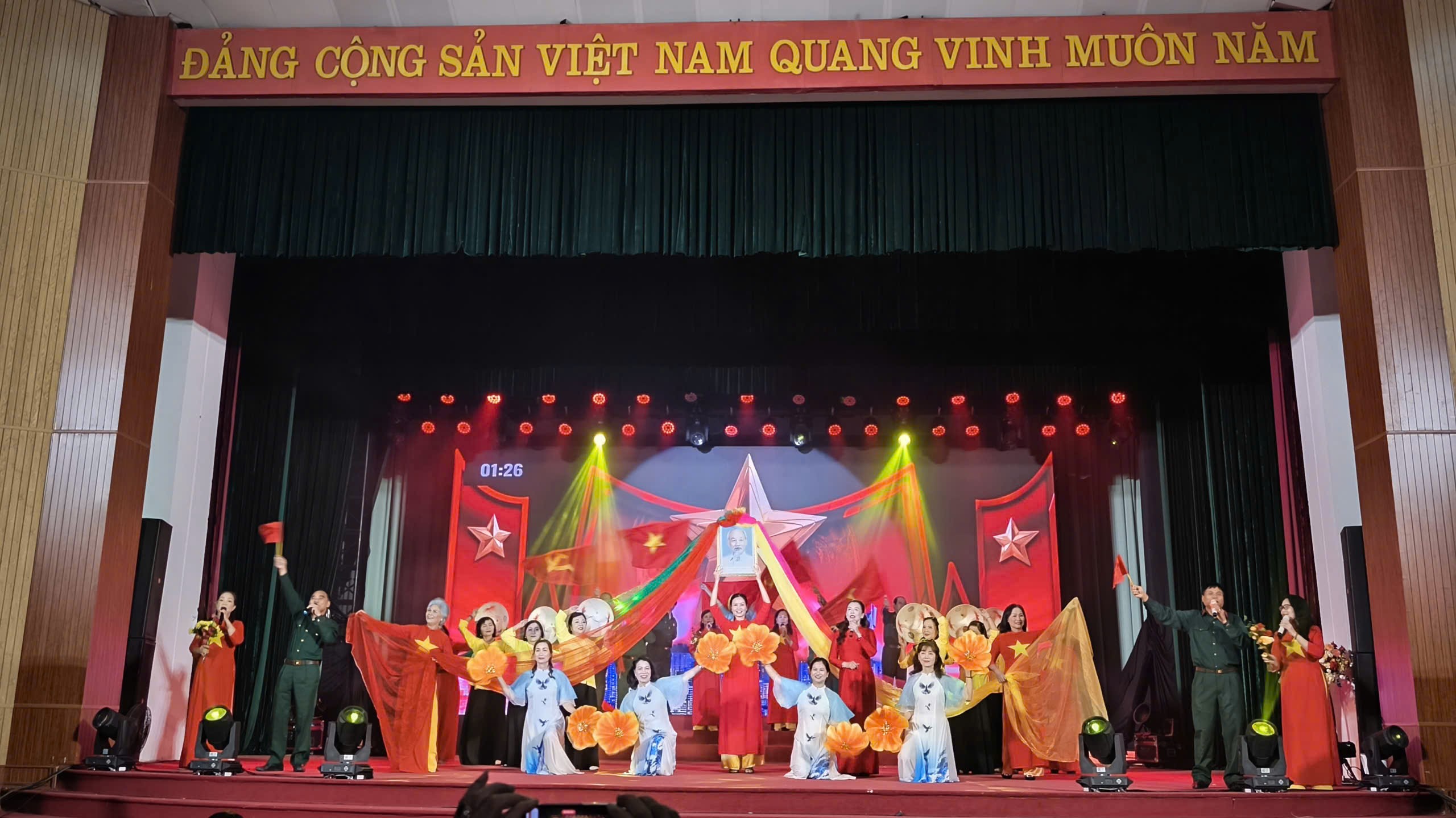 Lan tỏa phong trào thôn, tổ dân phố văn hóa tiêu biểu - ảnh 2