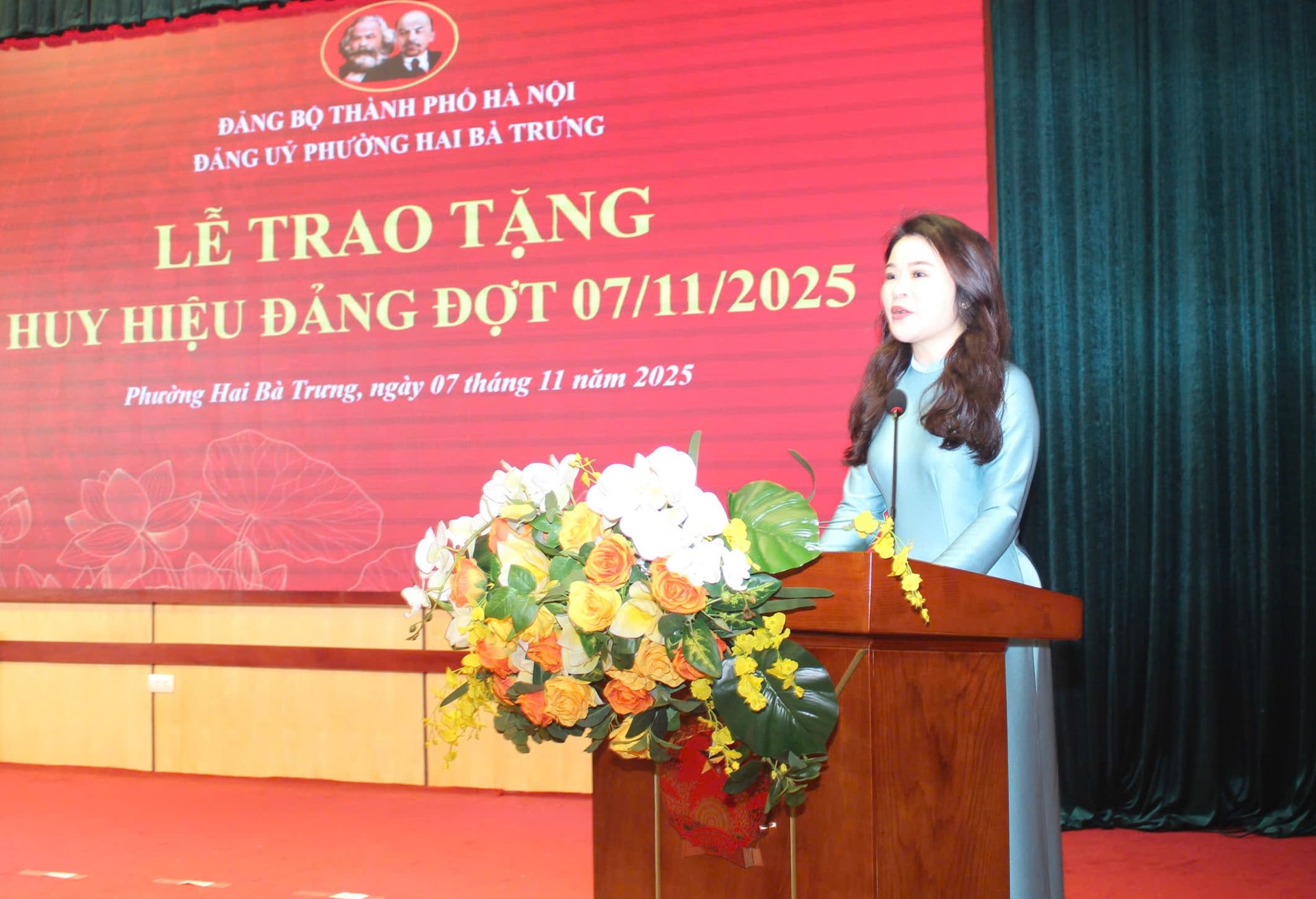 83 đảng viên phường Hai Bà Trưng được trao tặng Huy hiệu Đảng đợt 7/11/2025 - ảnh 3