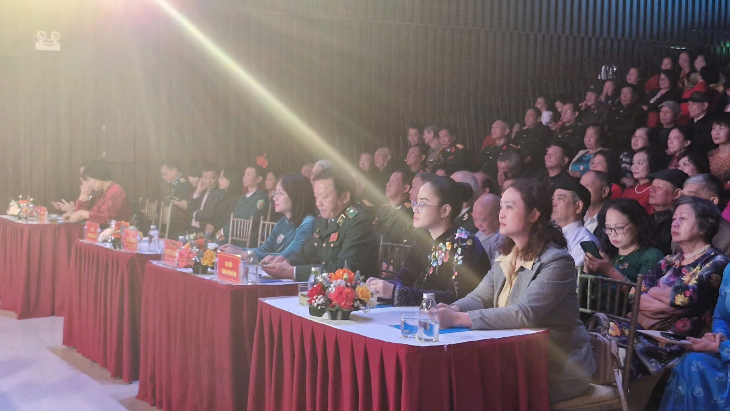 Phường Hai Bà Trưng: 154 tập thể, cá nhân được khen thưởng trong công tác mặt trận năm 2025 - ảnh 1