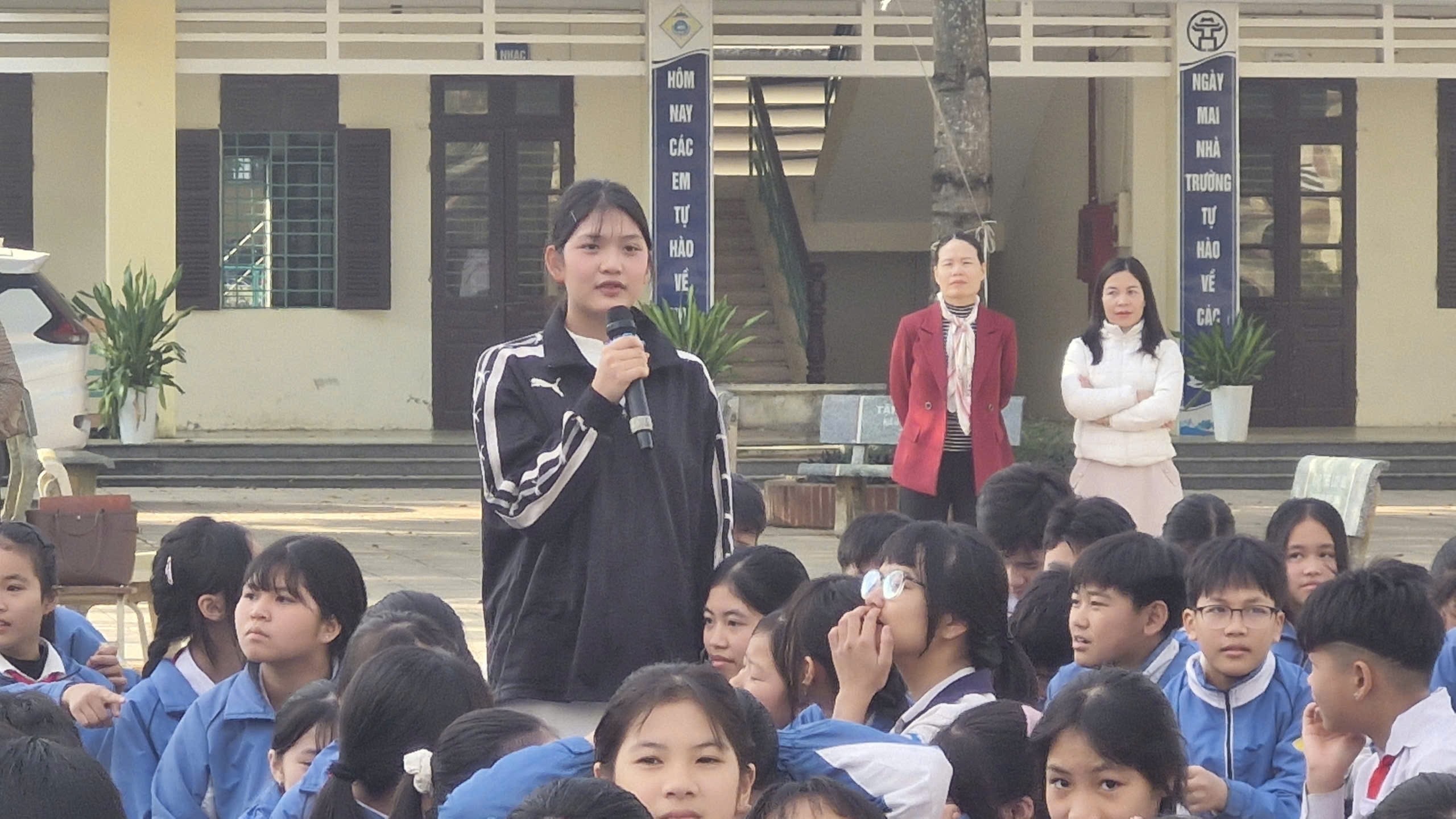 Truyền thông “Chăm sóc sức khỏe sinh sản thanh thiếu niên vùng miền núi và dân tộc thiểu số“ - ảnh 12