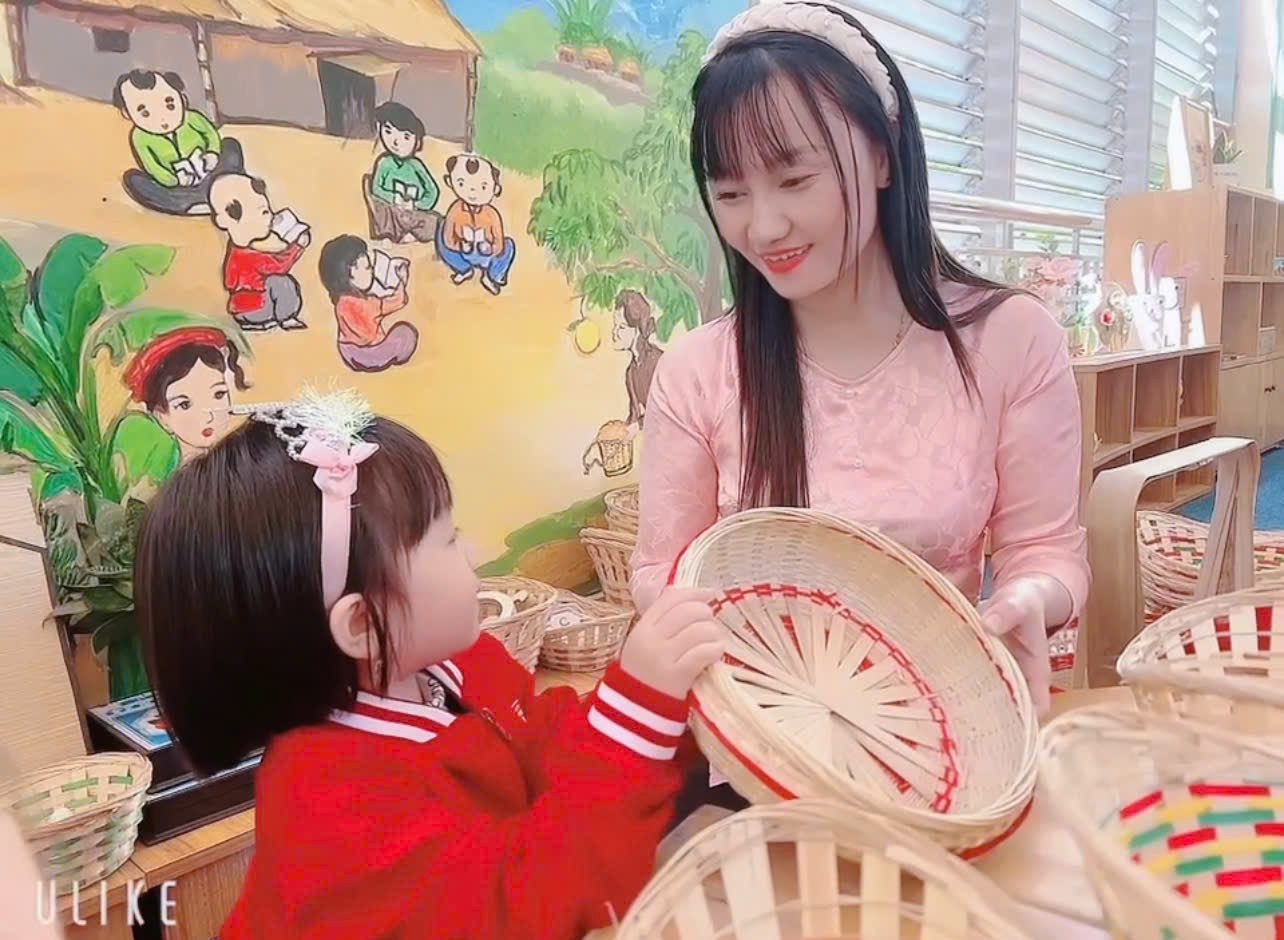 Cô gái muốn kể câu chuyện đẹp về làng nghề mây tre đan Nam Phù  - ảnh 1