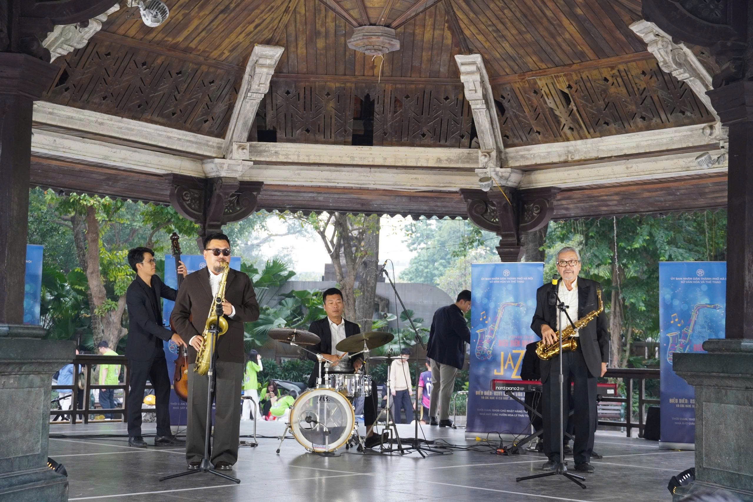 Tiếp tục đưa dự án “Âm nhạc cuối tuần” đến gần với công chúng tại vườn hoa Lý Thái Tổ  - ảnh 1