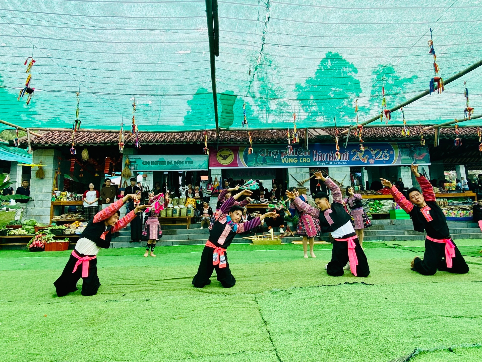 Chợ phiên vùng cao – Chào năm mới 2026 - ảnh 2