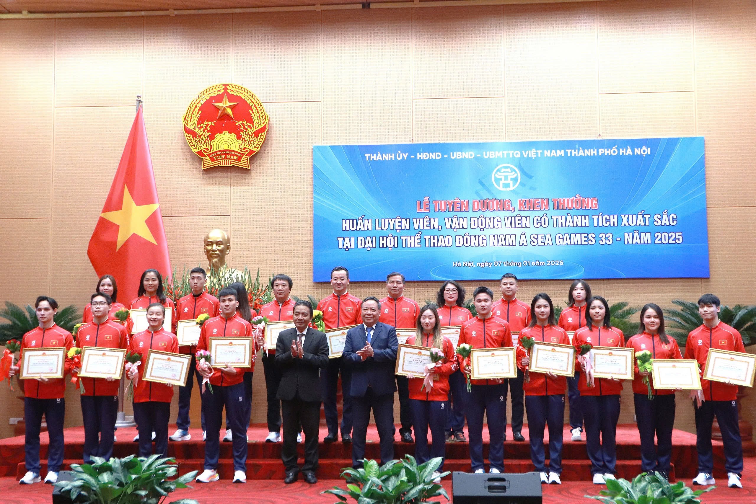 Tuyên dương khen thưởng HLV, VĐV Hà Nội đạt thành tích cao tại SEA Games 33 - ảnh 5