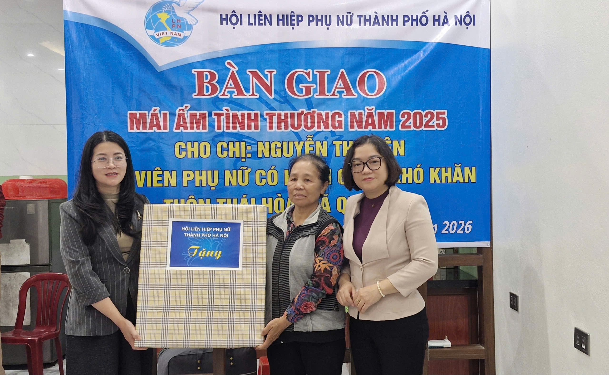 Hội LHPN Hà Nội: Hỗ trợ kinh phí xây “Mái ấm tình thương” cho hội viên có hoàn cảnh khó khăn - ảnh 1