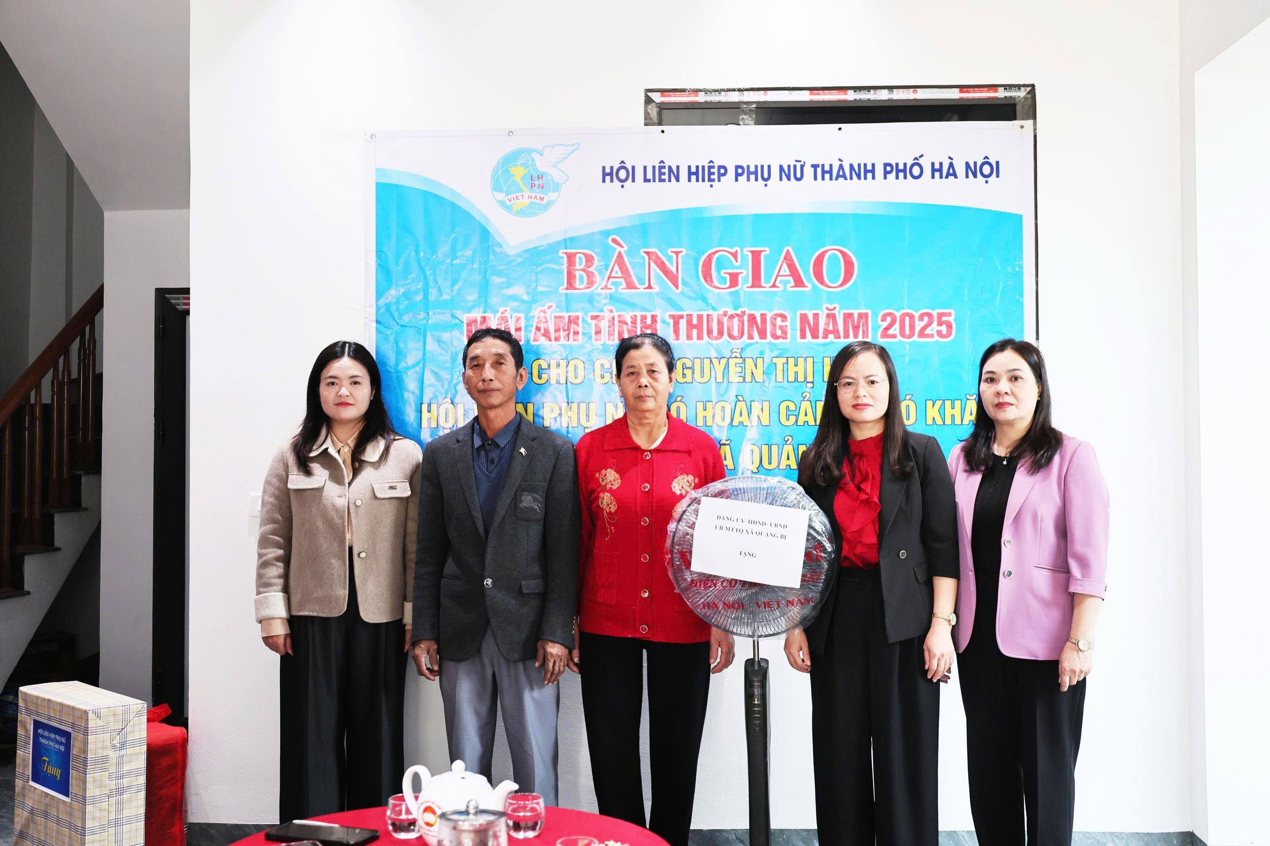 Hội LHPN Hà Nội: Hỗ trợ kinh phí xây “Mái ấm tình thương” cho hội viên có hoàn cảnh khó khăn - ảnh 4