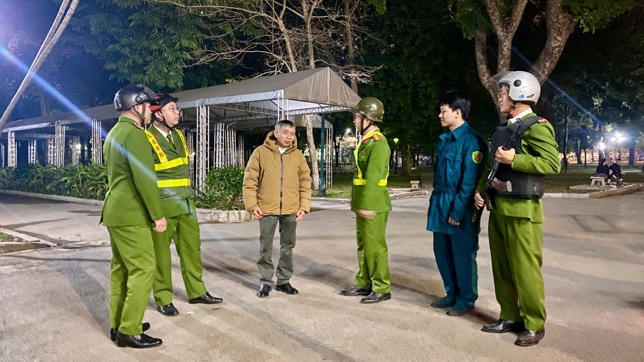 Công an phường Hai Bà Trưng siết chặt an ninh phục vụ Đại hội XIV của Đảng - ảnh 2