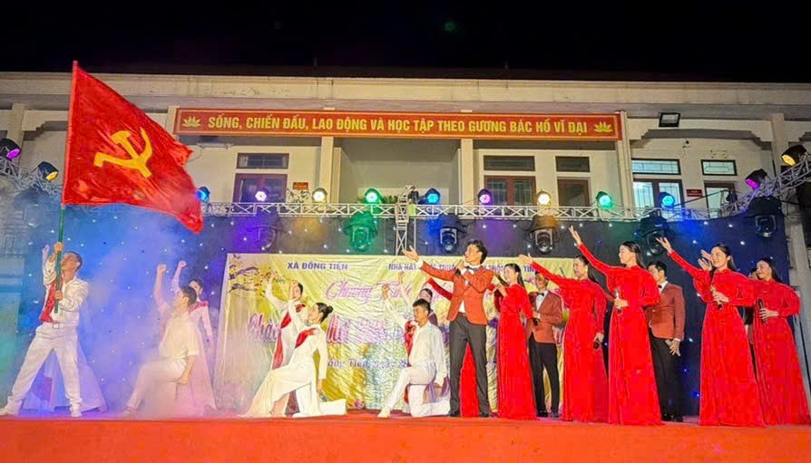 Hà Tĩnh: Nhiều chương trình nghệ thuật đặc sắc chào mừng thành công Đại hội Đảng toàn quốc lần thứ XIV - ảnh 1