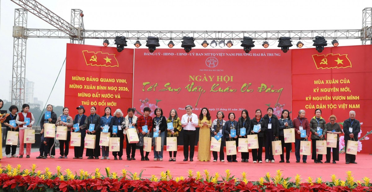 Phường Hai Bà Trưng: Rộn ràng “Tết sum vầy - Xuân ơn Đảng” năm 2026 - ảnh 5