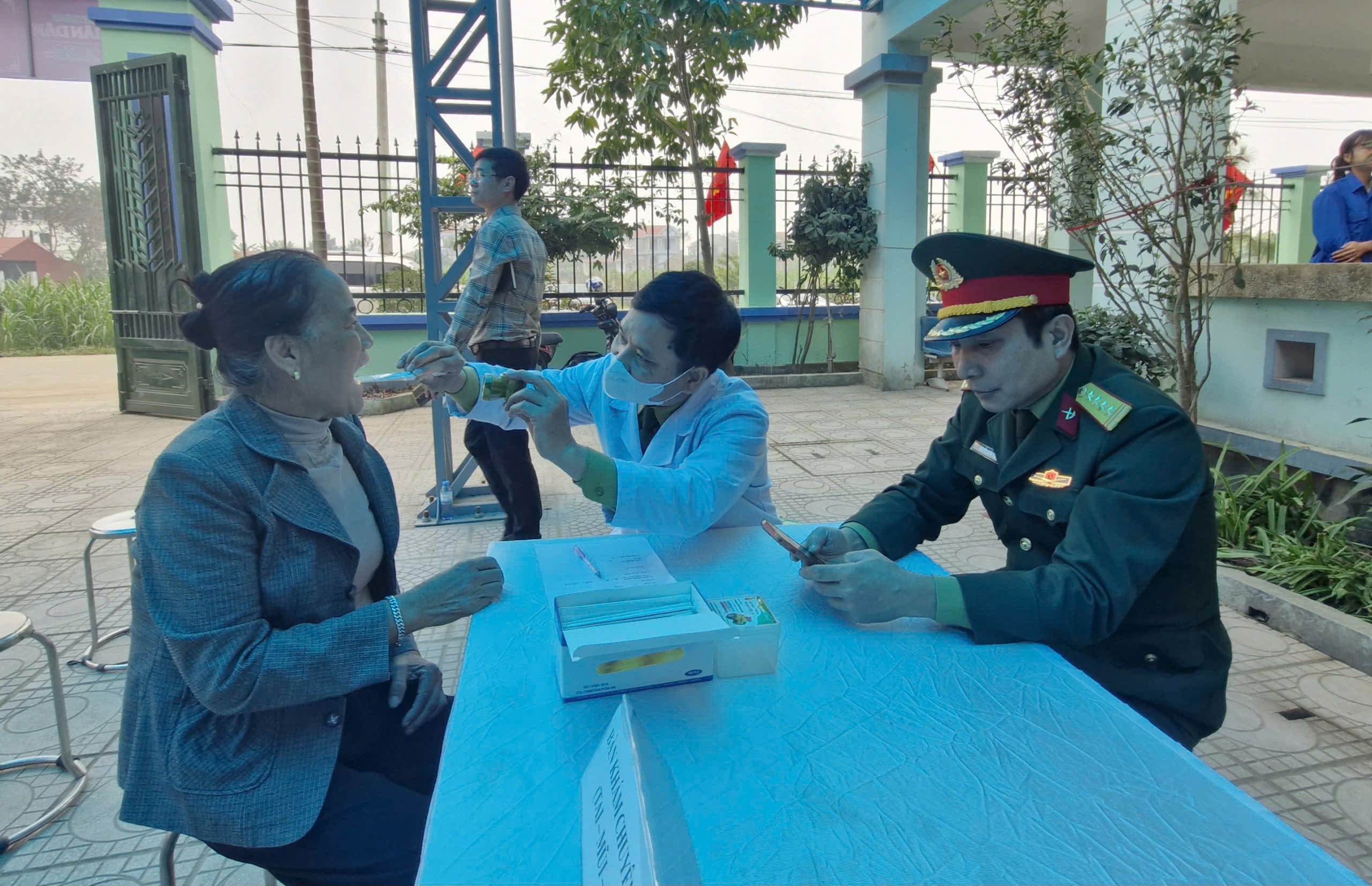 Tết Quân dân ở xã đảo Minh Châu - ảnh 8