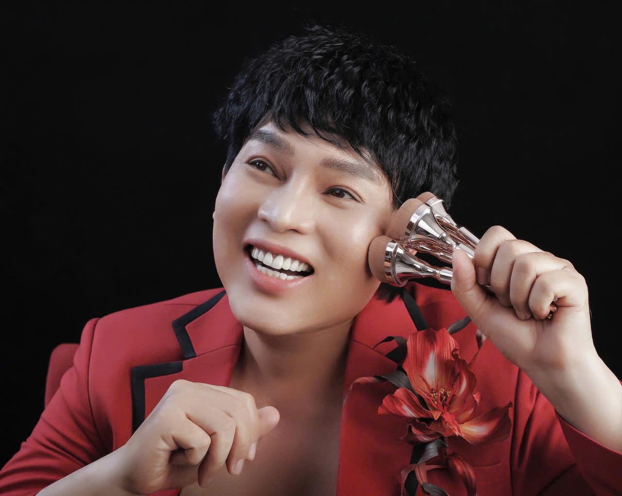 The M.U.A: Nâng tầm nghệ thuật trang điểm tại Việt Nam - ảnh 1