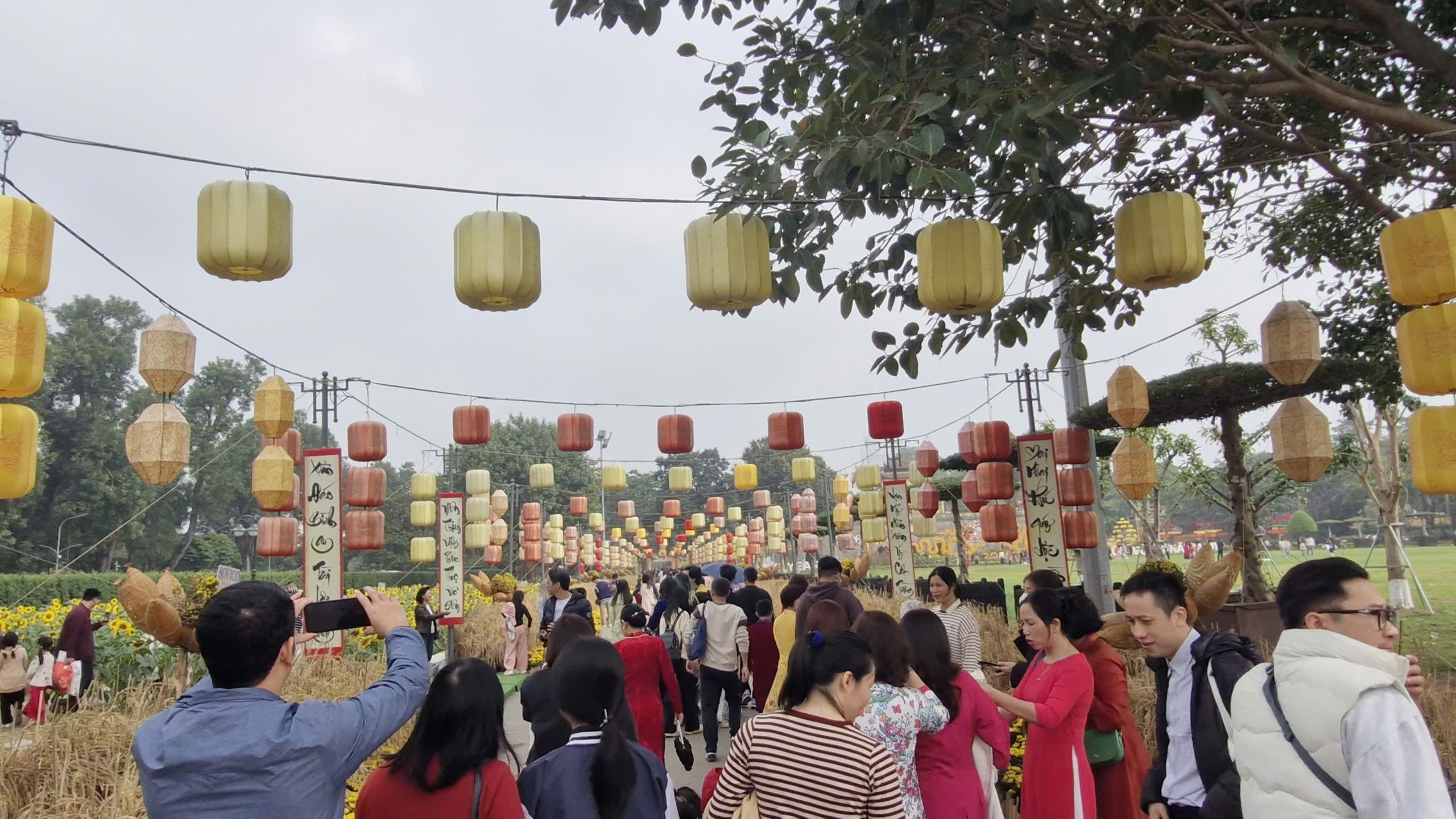 Du lịch Hà Nội hút khách trong kỳ nghỉ Tết Nguyên đán - ảnh 3