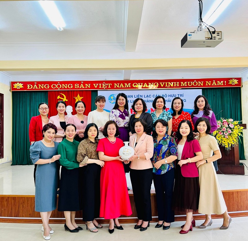 Chia sẻ kinh nghiệm nâng cao chất lượng đội ngũ cán bộ Hội cơ sở - ảnh 3