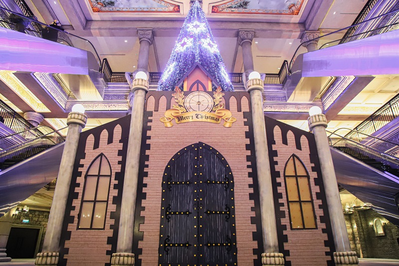 Du khách “phải lòng” không khí lễ hội cuối năm tại Sun World Ba Na Hills - ảnh 8