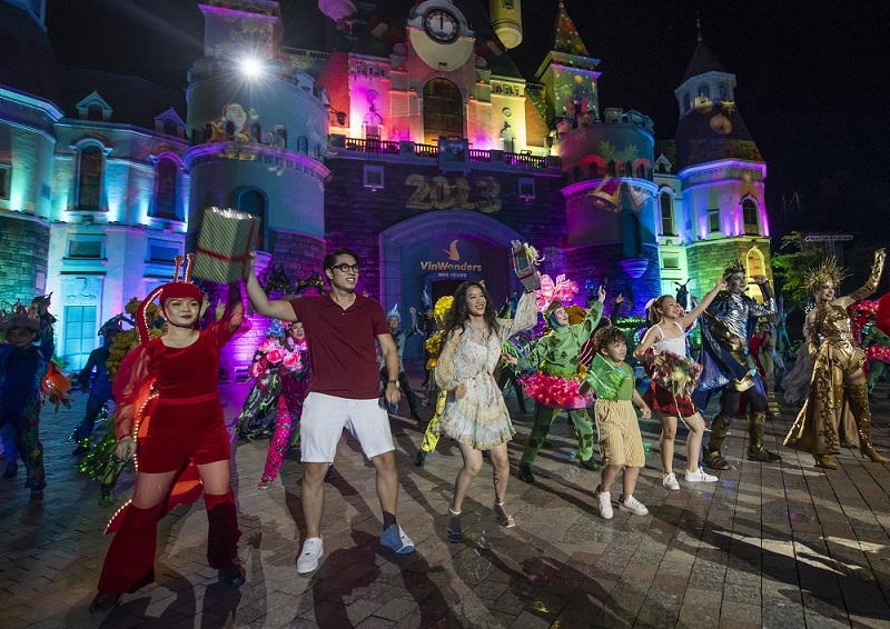 VinWonders tưng bừng khởi động lễ hội hè Wonder Summer 2023 - ảnh 2