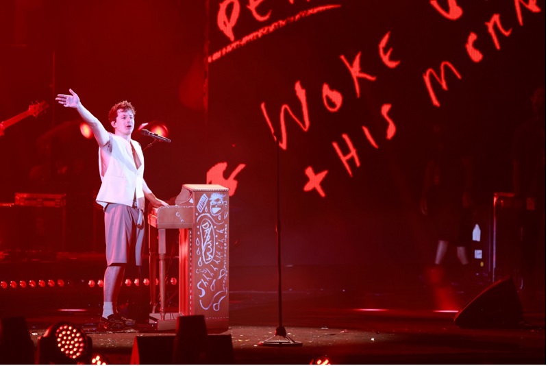 Hơn 8.000 khán giả “cháy” suốt hơn 6 tiếng cùng Charlie Puth và dàn sao Việt tại 8Wonder - ảnh 6