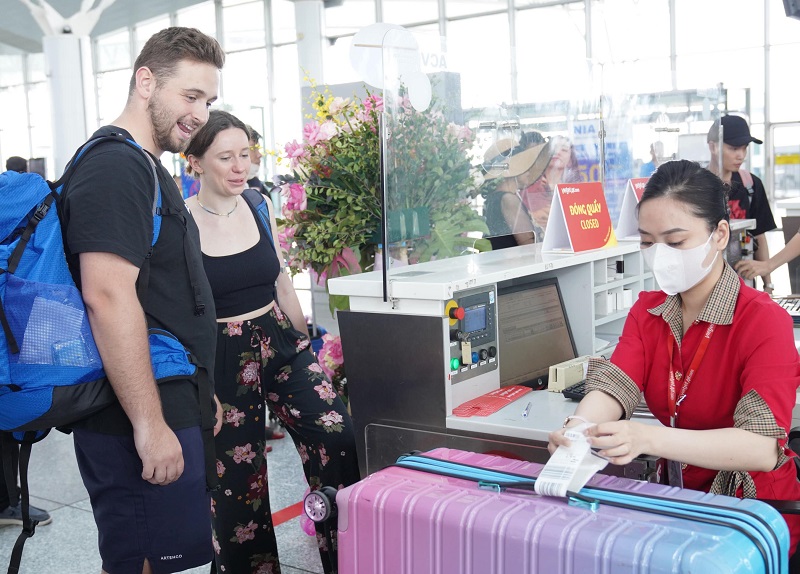 Tưng bừng bay thẳng Hà Nội - Phuket, tích điểm SkyJoy nhận ngàn phần quà hấp dẫn cùng Vietjet - ảnh 2