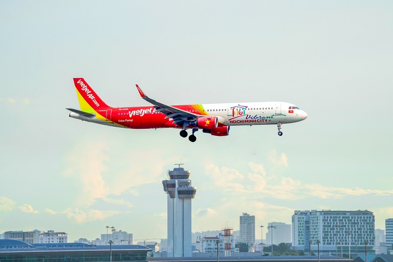 Máy bay mang biểu tượng du lịch TP. Hồ Chí Minh đã hạ cánh Tân Sơn Nhất - ảnh 1
