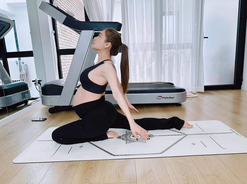 Nhã Phương tiết lộ bí kíp lấy lại vóc dáng thần tốc chỉ sau 2 tuần sinh con - ảnh 4