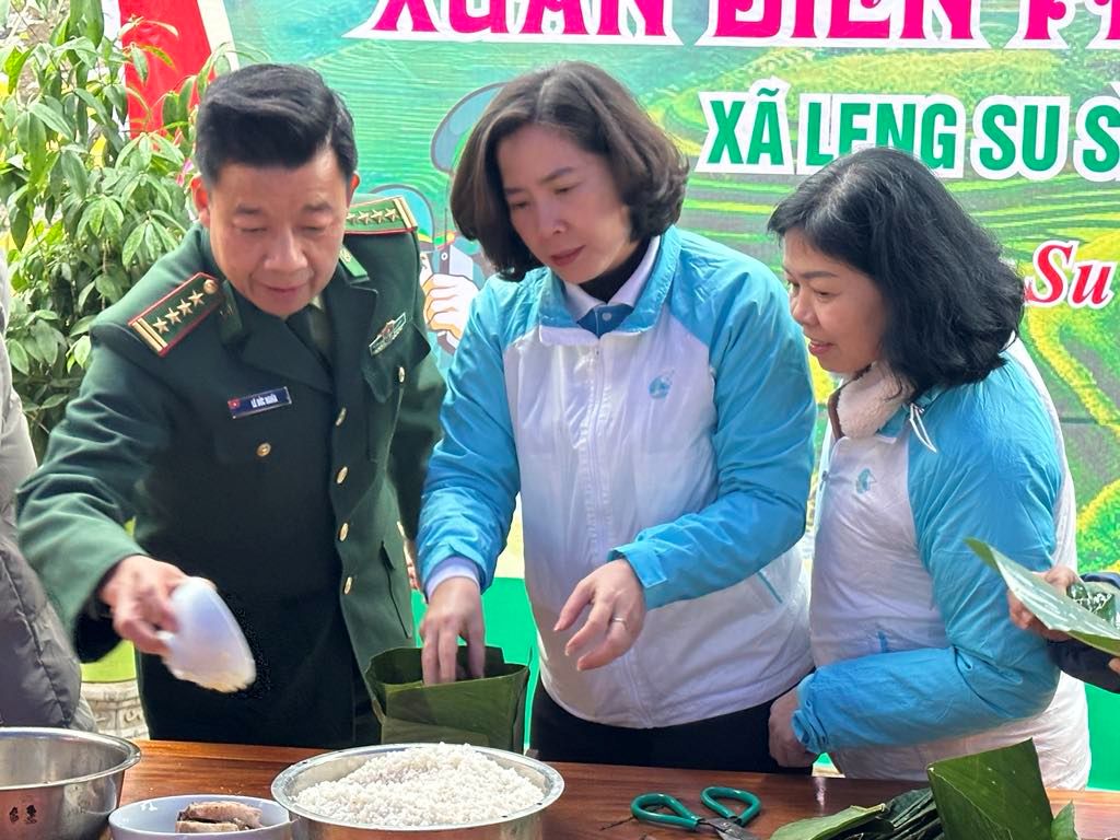 Hội LHPN Hà Nội thực hiện chương trình “Đồng hành cùng phụ nữ biên cương” tại huyện Mường Nhé, Điện Biên - ảnh 4