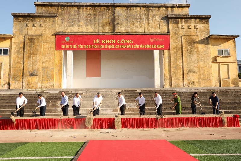 T&T Group tài trợ 15 tỷ đồng tu bổ, tôn tạo di tích cấp quốc gia Khán đài B sân vận động Bắc Giang - ảnh 1