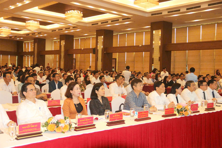 hoi-nghi-a3.jpg