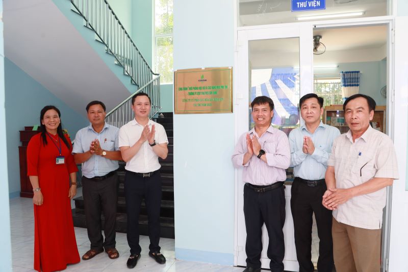 BSR viết tiếp câu chuyện nâng cao chất lượng giáo dục tại huyện miền núi Quảng Ngãi - ảnh 5