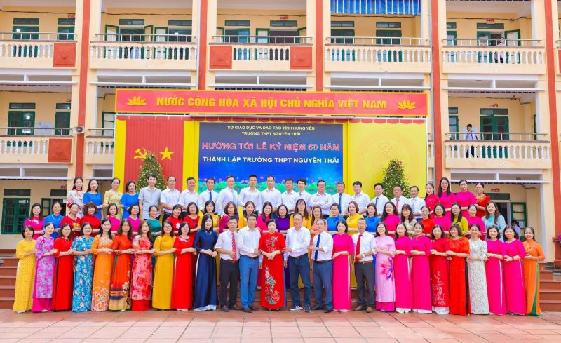 Trường THPT Nguyễn Trãi (Hưng Yên): 60 năm hành trình khát vọng đổi mới! - ảnh 2