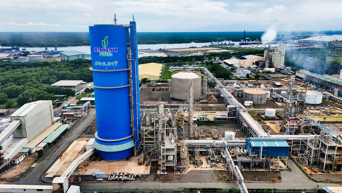 pvfcco phu my 21 nam ben bi truyen thong sang tao, gan ket va se chia hinh anh 1