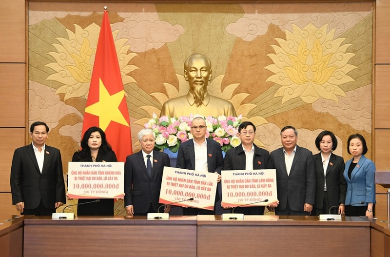 Hà Nội tiếp tục hỗ trợ tỉnh Gia Lai 200 tỷ đồng khắc phục hậu quả mưa lũ - ảnh 2