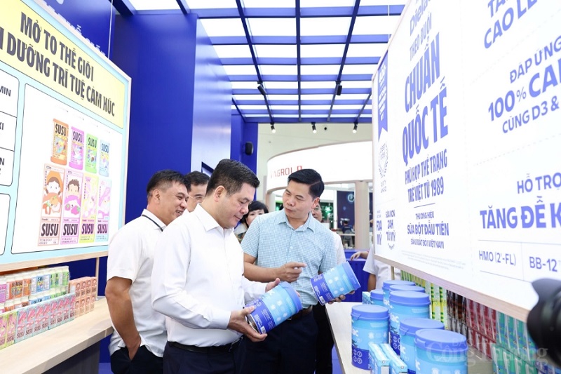 Vinamilk tái hiện hành trình từ số 0 đến Thương hiệu sữa tiềm năng nhất thế giới tại Triển lãm Thành tựu Đất nước - ảnh 2