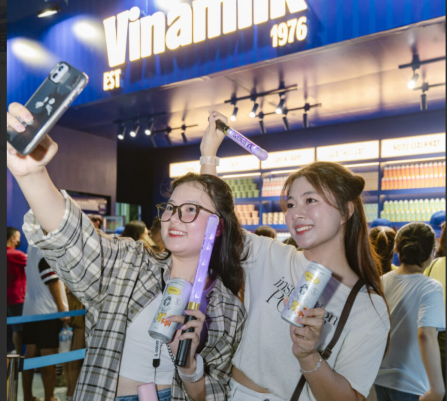 Nhìn lại những khoảnh khắc “cực cháy” của Vinamilk tại V-Concert & V-Fest cuối tuần qua - ảnh 6