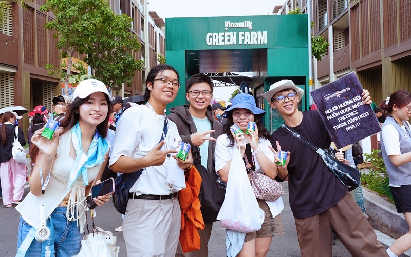 Vinamilk lần thứ 14 liên tiếp được vinh danh Top 50 công ty kinh doanh hiệu quả nhất Việt Nam - ảnh 2