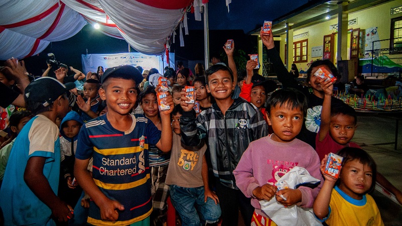 Vinamilk đồng hành mang Tết Trung thu đến hơn 10.000 trẻ em trên cả nước - ảnh 8