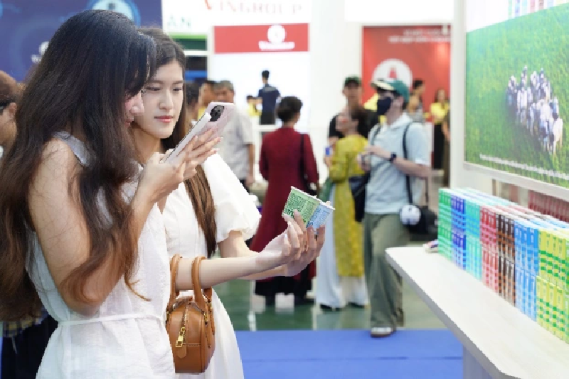 Vinamilk gia nhập nhóm 5% thương hiệu mạnh nhất toàn cầu - ảnh 4