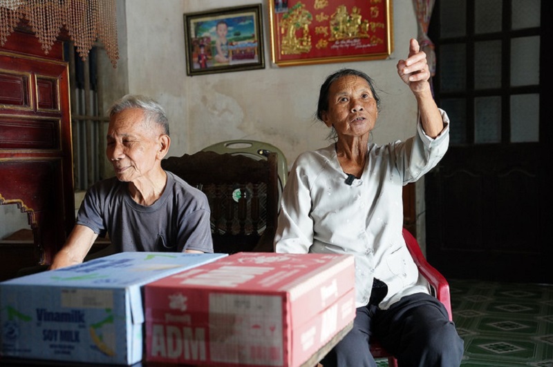 Hàng trăm nghìn sản phẩm dinh dưỡng Vinamilk được trao tặng cho bà con vùng bão lũ - ảnh 9