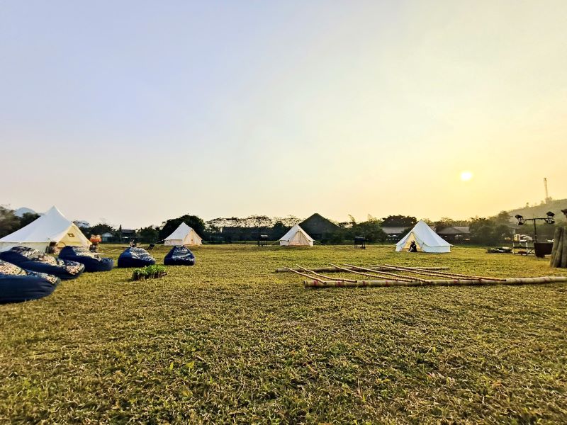 Lưu ngay điểm cắm trại mới view cực xịn tại Serena Resort Kim Bôi - ảnh 1