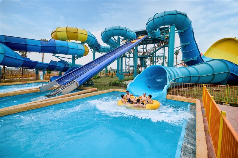Điểm danh 05 lý do khiến Công viên nước Hà Nam hút khách - ảnh 1